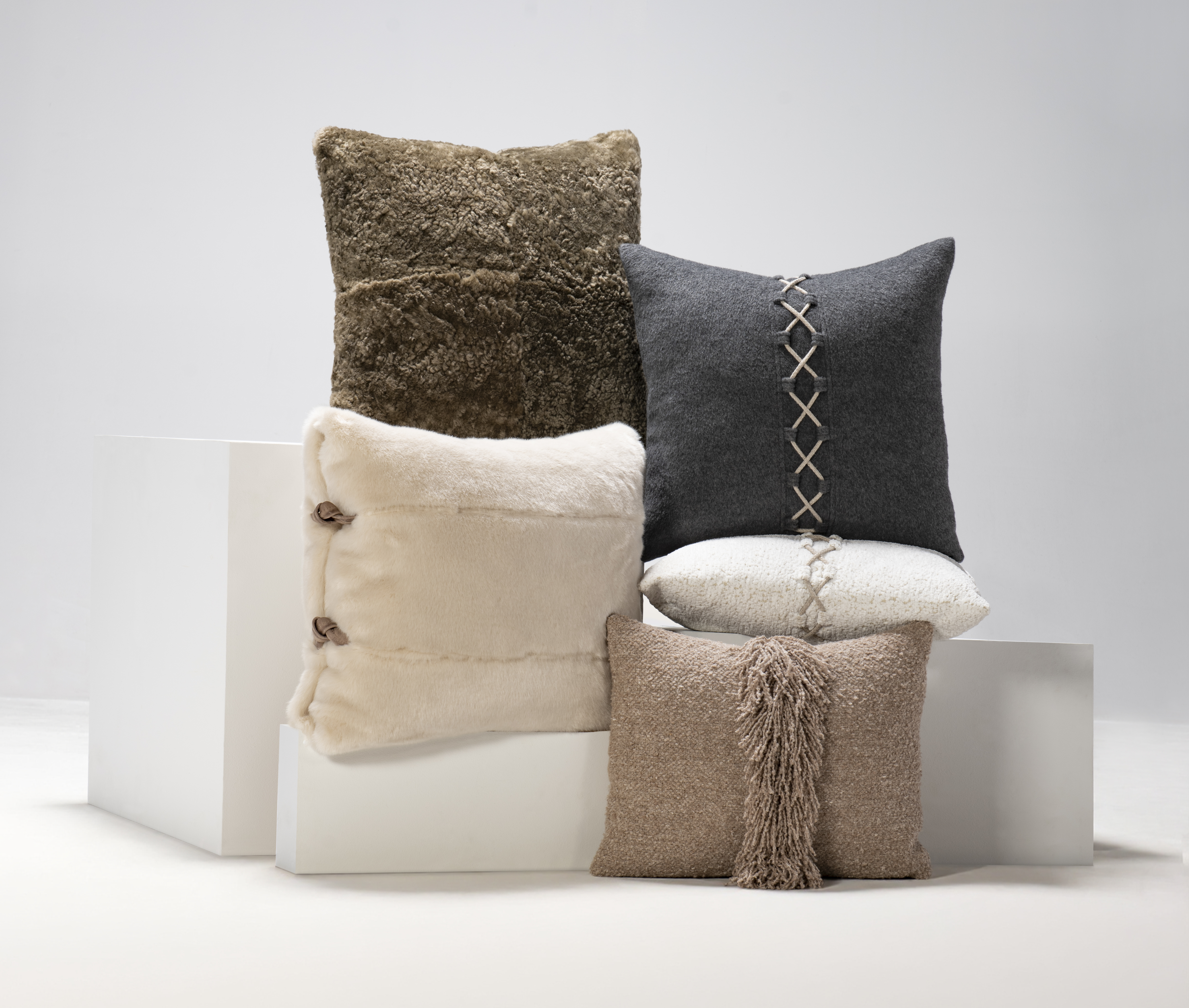 Signature Toss Pillow Collections